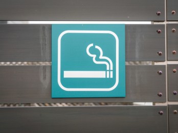 Bea Cukai Akui Sudah Bahas Tarif Cukai Rokok 2025, Jadi Naik?