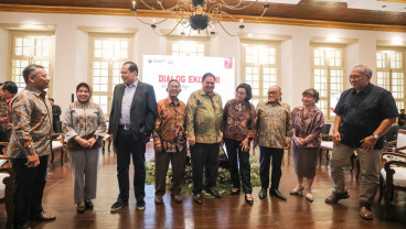 Dialog Ekonomi HUT Ke-58 Kemenko Perekonomian
