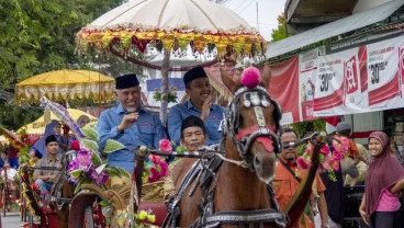 Arak-arakan Babendi Hantarkan Mahyeldi-Vasko Daftar Pilkada Serentak 2024 ke KPU Sumbar