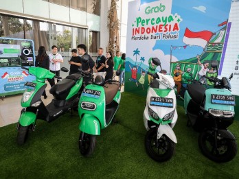 Syarat Daftar Mitra Grab Electric, Potensi 'Gaji' Rp12 Juta per Bulan