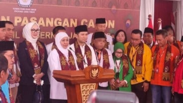 Pilgub Jatim 2024, KPU Terima Pendaftaran Khofifah dan Emil, Lanjut Tes Kesehatan