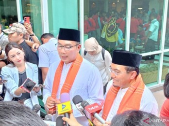 Janji Ridwan Kamil saat Daftar Pilkada Jakarta: Saya akan Cintai Persija dan The Jakmania