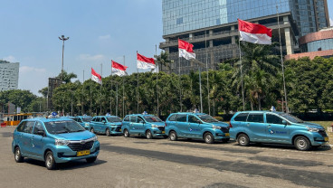 Laba Blue Bird Mencatatkan Kenaikan