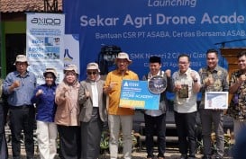 Siswa Vokasi di Cianjur Diajarkan Gunakan Drone Spray untuk Pertanian