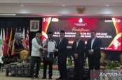 Andra Soni-Dimyati Natakusumah Resmi Daftar Pilkada Banten 2024