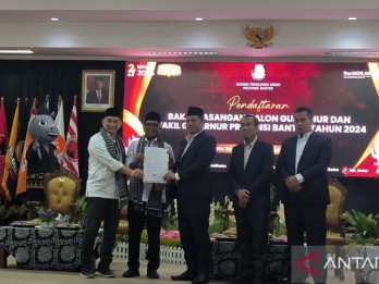 Andra Soni-Dimyati Natakusumah Resmi Daftar Pilkada Banten 2024