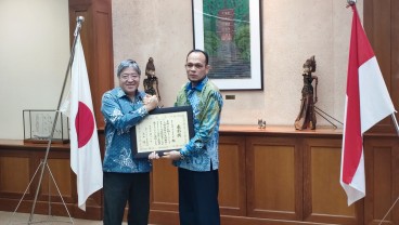 Kontribusi ke Pengembangan Daerah dan Pelestarian Lingkungan, Kedubes Jepang Beri Penghargaan untuk OISCA Indonesia