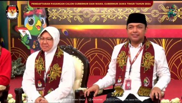 Diusung PDIP, Risma-Gus Hans Resmi Daftar Pilkada Jatim ke KPU