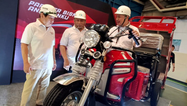Motor Listrik Roda Tiga Untuk Segmen UMKM