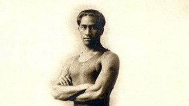 Kenalan dengan Duke Kahanamoku, Orang yang Mempopulerkan Olahraga Surfing