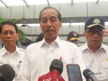 Disebut Bakal Jadi Ketum Golkar, Jokowi: Lho Katanya Dewan Pembina