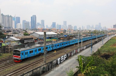 Wacana Skema Tarif KRL Berbasis NIK Berpolemik, MTI Buka Suara