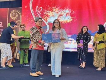 Humas Pegadaian Raih Penghargaan Kartini Humas Indonesia
