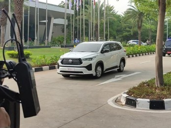 Penampakan Innova Zenix SCV 1, Mobil Paus Fransiskus Selama di Jakarta