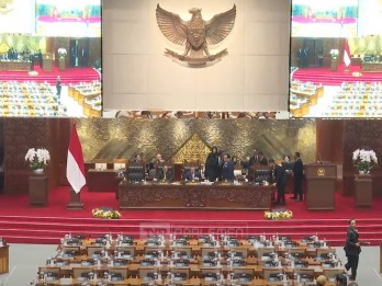 Tok! DPR Terima Pertanggungjawaban APBN 2023 dari Jokowi-Sri Mulyani