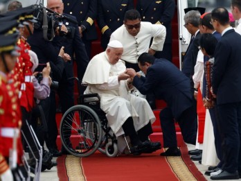 Momen Langka dan Bersejarah! Ini Foto-foto Kedatangan Paus Fransiskus di Indonesia