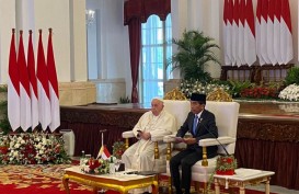 Dihadapan Jokowi, Paus Fransiskus Ucapkan Selamat kepada Prabowo