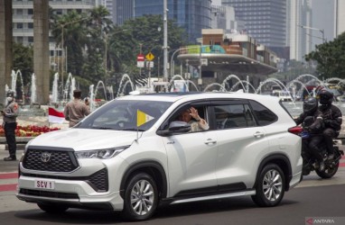 Ikuti Paus Fransiskus, Jokowi Gunakan Innova Zenix untuk Mobil Dinas