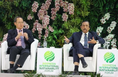 Luhut Sebut RI Punya 400 Proyek Transisi Energi, Suntik Mati PLTU Suralaya Termasuk