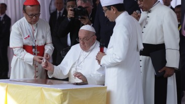 Paus Fransiskus Hidup dengan Satu Paru, Bisakah Hidup Normal?