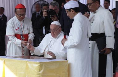 Paus Fransiskus Hidup dengan Satu Paru, Bisakah Hidup Normal?