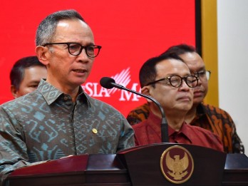 OJK: Industri Jasa Keuangan Masih Aman dari Dampak Deflasi dan Penurunan Kelas Menengah