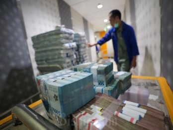 Rupiah Ditutup Menguat ke Level Rp15.377 per Dolar AS