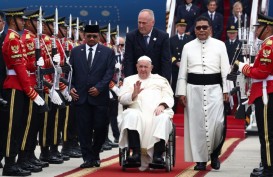 Foto-Foto Epic saat Paus Fransiskus Berkunjung ke Indonesia