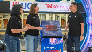 Peluncuran UOB Telkomsel Card