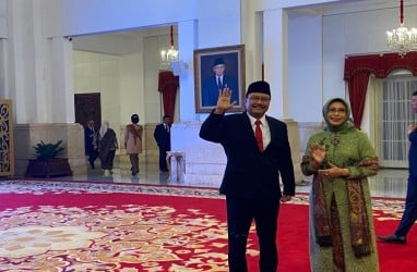 Sah! Jokowi Lantik Gus Ipul Jadi Mensos Gantikan Risma