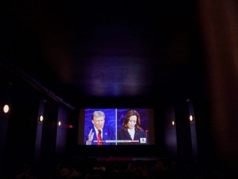 Bahasa Tubuh Kamala Harris dan Donald Trump dalam Debat Pilpres AS 2024 Jadi Sorotan