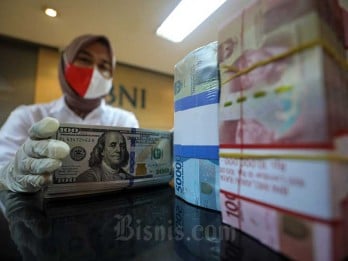 Rupiah Ditutup Perkasa ke Level Rp15.402 per Dolar AS