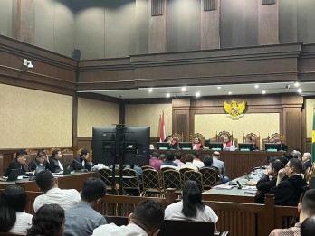 Dicecar Hakim, Saksi Akui Sempat Antarkan Harvey Moeis ke Polda Babel