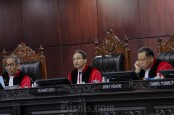 MK Sentil DPR & Pemerintah: Jangan Sering Ubah Aturan Batas Usia!