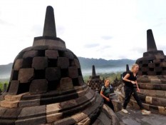 Mengenal Pengertian Chattra yang Pemasangannya Ditunda di Candi Borobudur