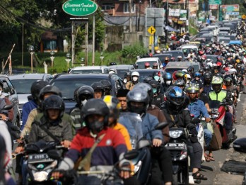 Polisi: Jalur Wisata Puncak Dipadati 150.000 Kendaraan Sehari