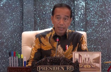 Jokowi Tak Ingin Bola Panas Kadin ke Istana: Selesaikan Baik-baik