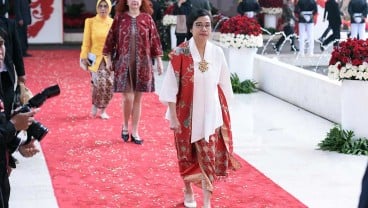 Tangis Sri Mulyani Pamit ke DPR usai Rampungkan APBN untuk Prabowo