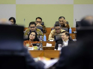 Sri Mulyani Raker Dengan Banggar DPR Bahas RUU APBN TA 2025