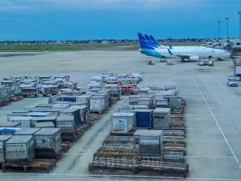 10 Tahun Jokowi: Konektivitas Bandara & Pelabuhan, Denyut Nadi Ekonomi Nasional