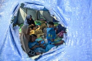 Ratusan Warga Korban Gempa Bumi di Kabupaten Bandung Mengungsi ke Tenda Darurat