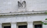 The Fed Diramal Lebih Agresif Turunkan Suku Bunga di Sisa Tahun Ini