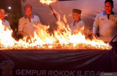 Ribuan Batang Rokok Ilegal di Situbondo Dimusnahkan