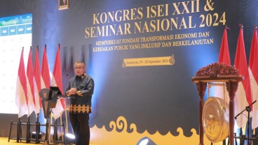 Perry Warjiyo Terpilih Sebagai Ketum ISEI Periode Ketiga, Cek Profilnya