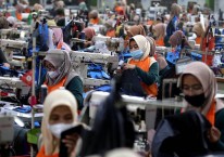 Badai PHK Belum Usai, Industri Tekstil Berharap Proteksi