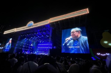 Momen SBY Konser di Pestapora, Nyanyikan Pelangi di Matamu dan Yellow