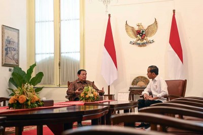 Presiden Joko Widodo Bertemu Susilo Bambang Yudhoyono (SBY) di Istana Negara