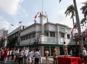 Peringatan Peristiwa Perobekan Bendera Belanda