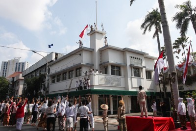 Peringatan Peristiwa Perobekan Bendera Belanda