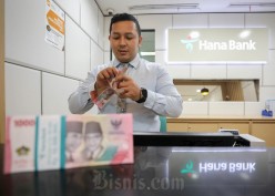 Rupiah Ditutup Melemah ke Level Rp15.205 per Dolar AS